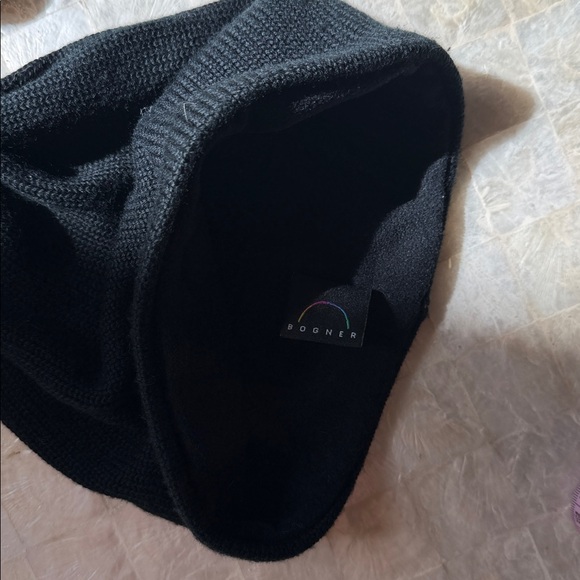 Bogner Beanie new unisex black knit and wool blend w Pom Pom and fleece headband - Picture 2 of 6